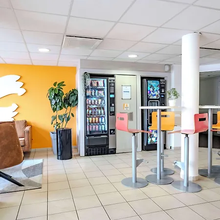 Première Classe Roissy - Aéroport Cdg - 2*