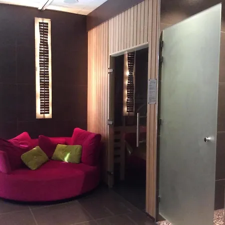 Première Classe Roissy - Aéroport Cdg - Hotel